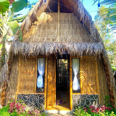 El Bamboo Guesthouse Jambu  Eksteriør billede