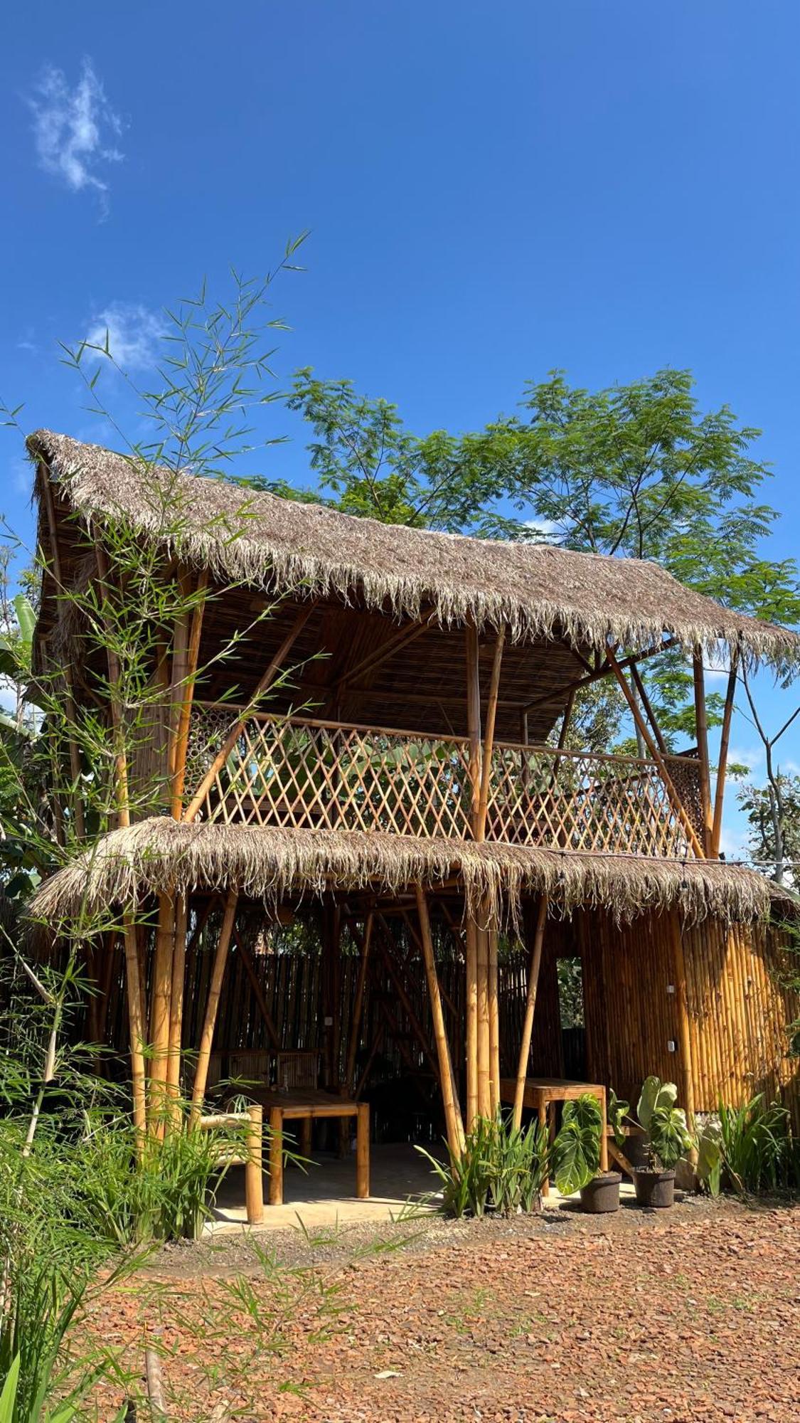 El Bamboo Guesthouse Jambu  Eksteriør billede
