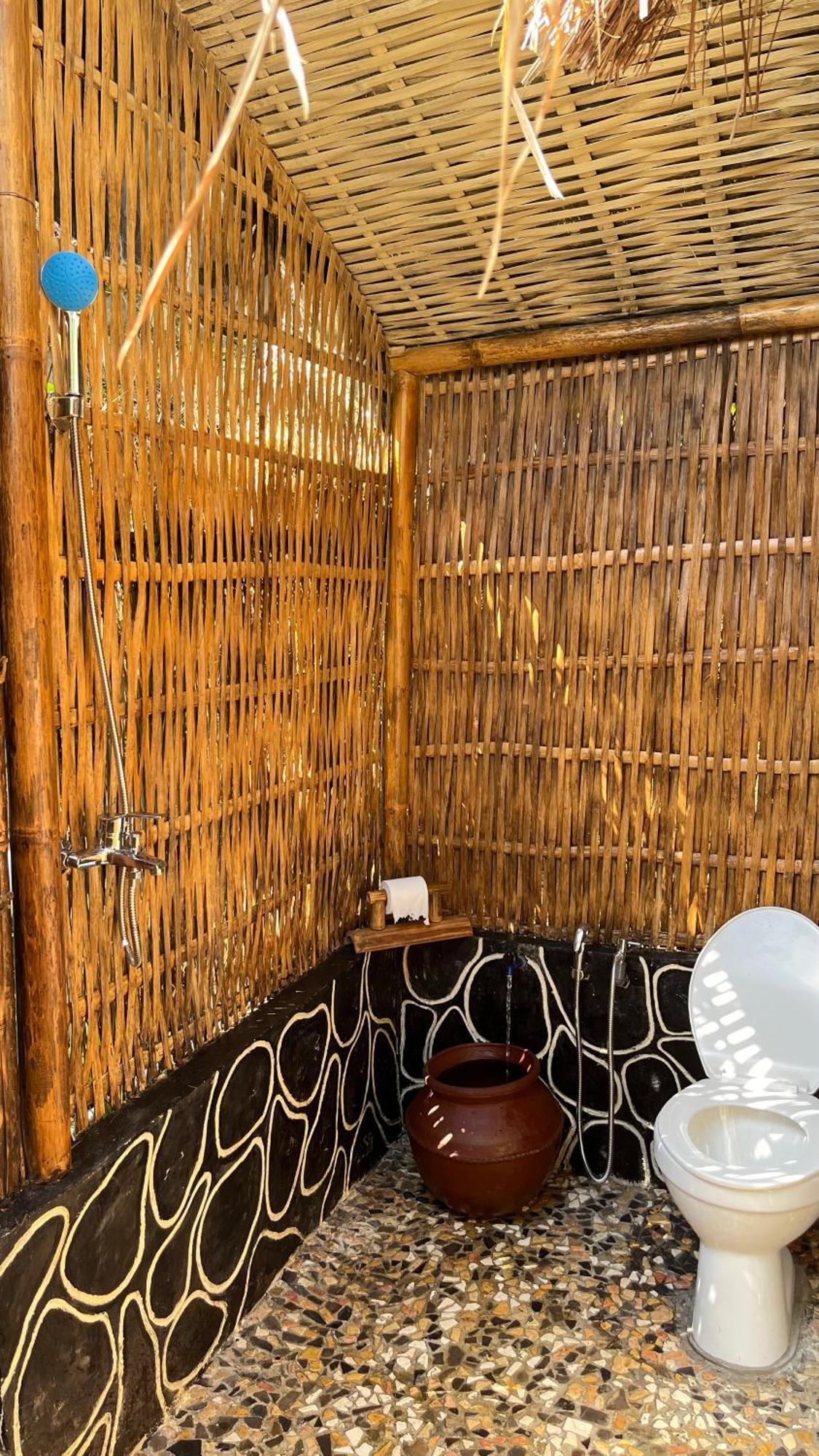 El Bamboo Guesthouse Jambu  Eksteriør billede