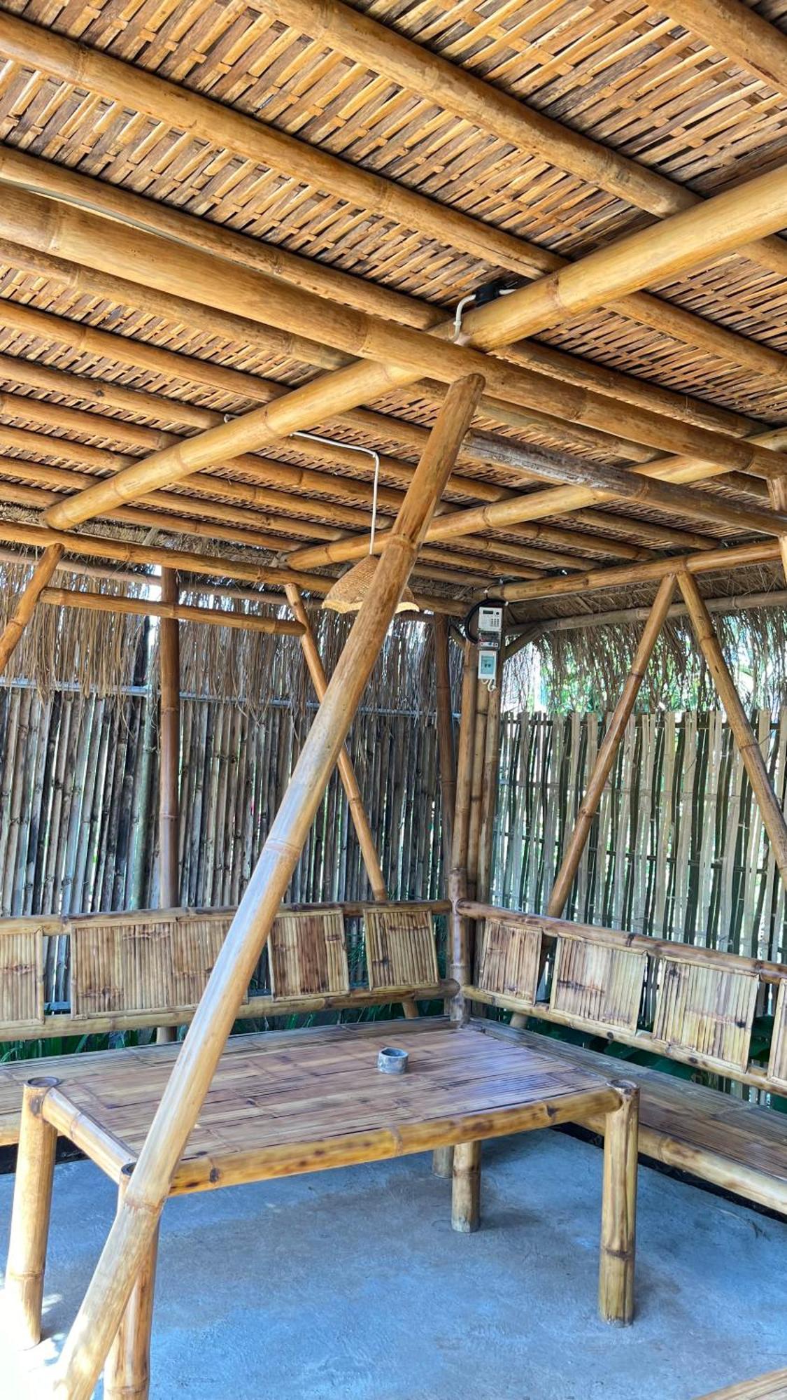 El Bamboo Guesthouse Jambu  Eksteriør billede